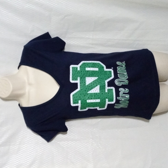 Notre Dame Fighting Irish V-Neck Short Sleeve T Shirt Small Navy Green Letter - Picture 1 of 7